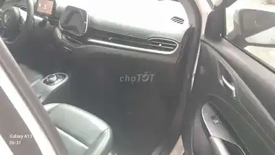 VinFast VF5 2024 Белый 110 тыс. км