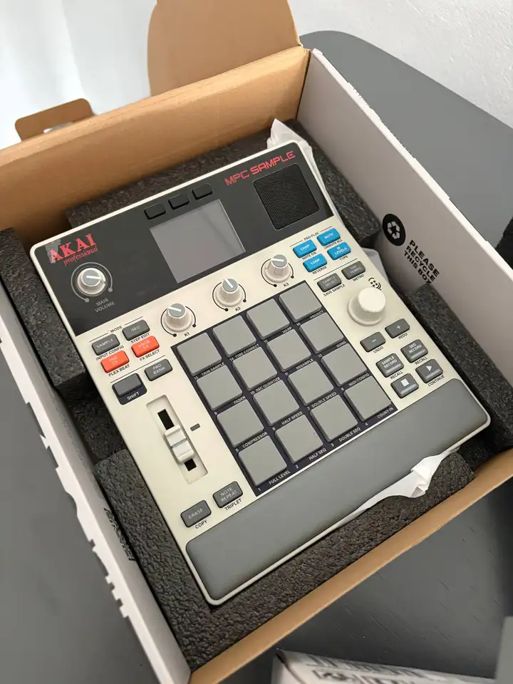Akai MPC Sample