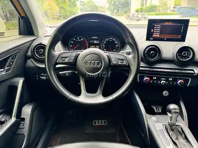 Audi Q2 модель 2019 года, выпуск 2018, импорт из Германии