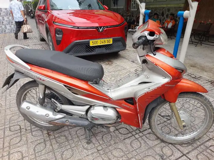 Honda Wave RSX AT FI красный