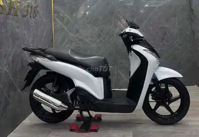 Хонда SH Италия 150 2005 Белая