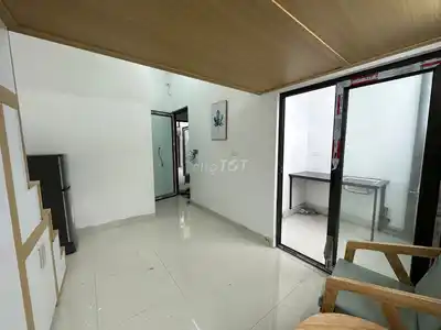 Сдается современная комната с антресолью, переулок 123 Yen Xa