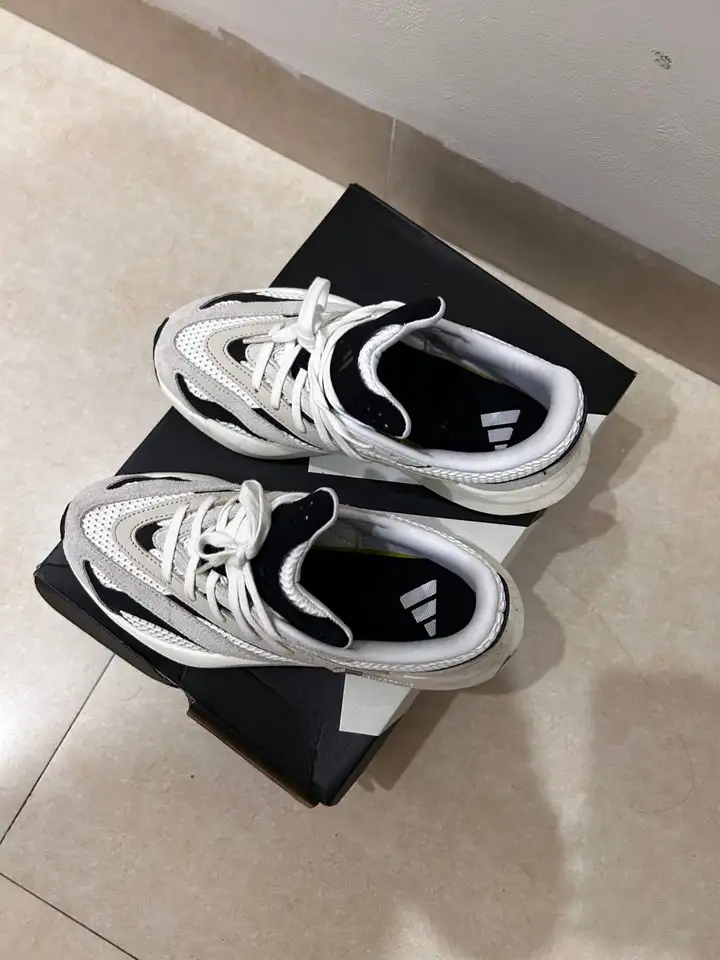 Кроссовки Adidas оригинал