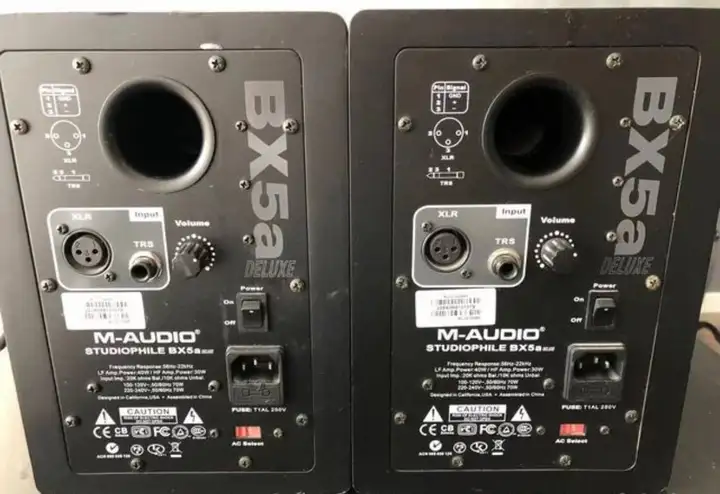 Студийные мониторы M-Audio BX5a Deluxe
