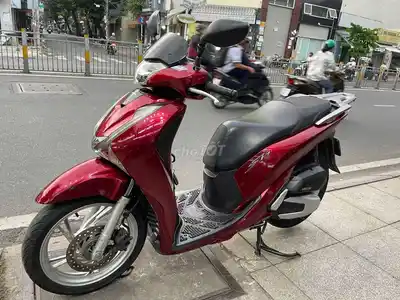 Honda SH 125 ABS 2018 Красный 90%