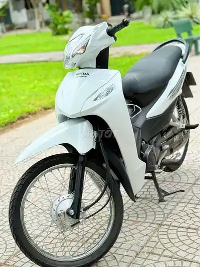 Honda Wave Alpha 2023, родной мотор, номера Ханоя