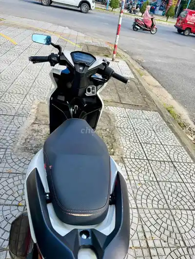 Honda Vario 125 бело-черный, 2020 г.в.
