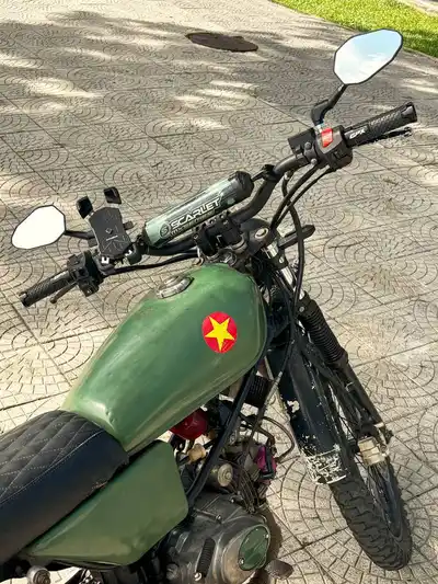 Honda Custom 125cc