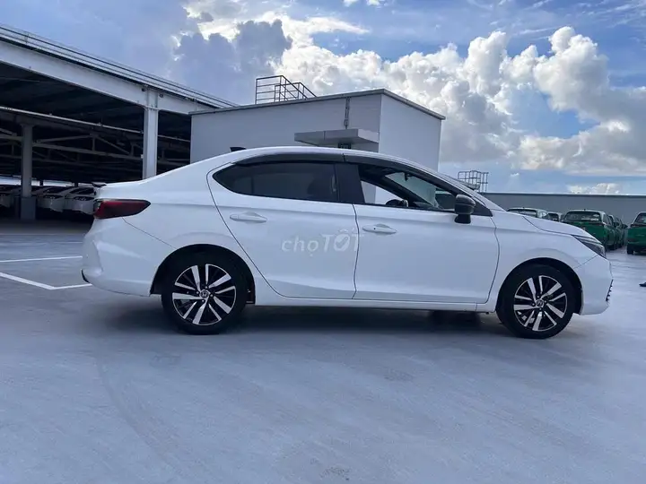 Honda City RS 2022 белый