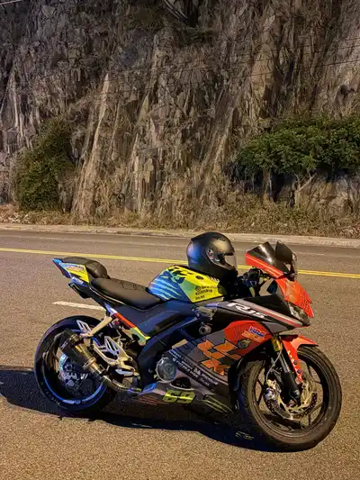 Yamaha R15 кастом