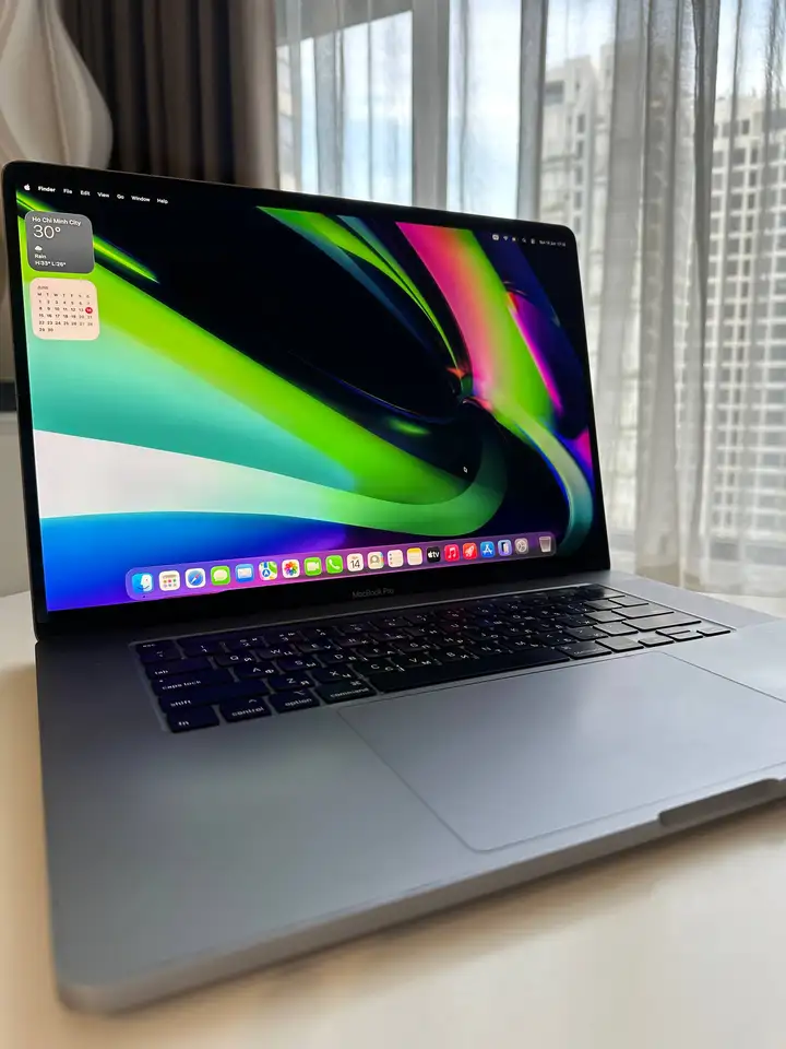 MacBook Pro i7 16" (2019)