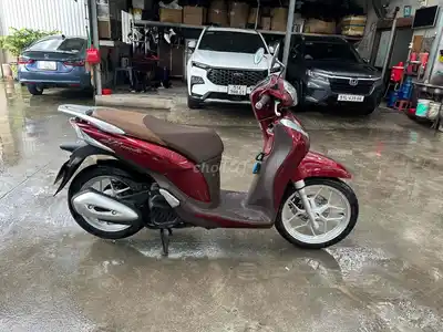 Honda SH Mode 125 2019 Бордовый 20000 км с номерами Хошимина