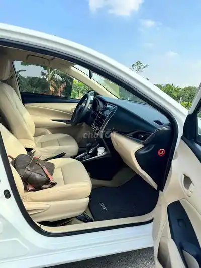 Toyota Vios E 1.5AT автомат 2022 года с красивым ханойским номером