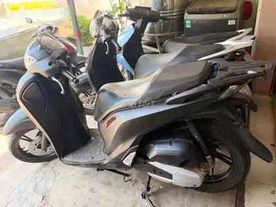 Honda SH 150i 2019 черный мало пробег