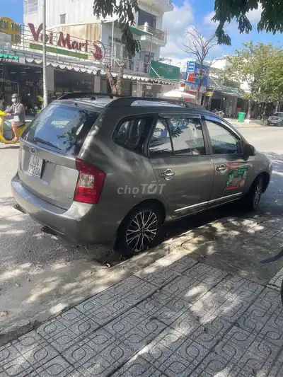 Kia Carens 2010 2.0 механике серый