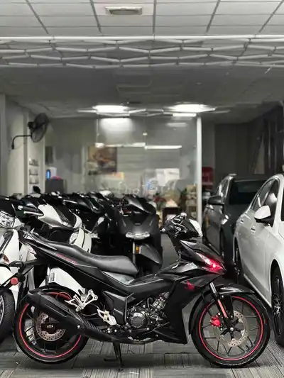 Honda Winner 2019, черный, пробег 70 тыс. км