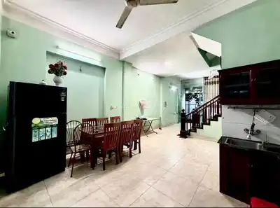 Дом в Фук Лой, подъезд для машины, 4 спальни, с мебелью