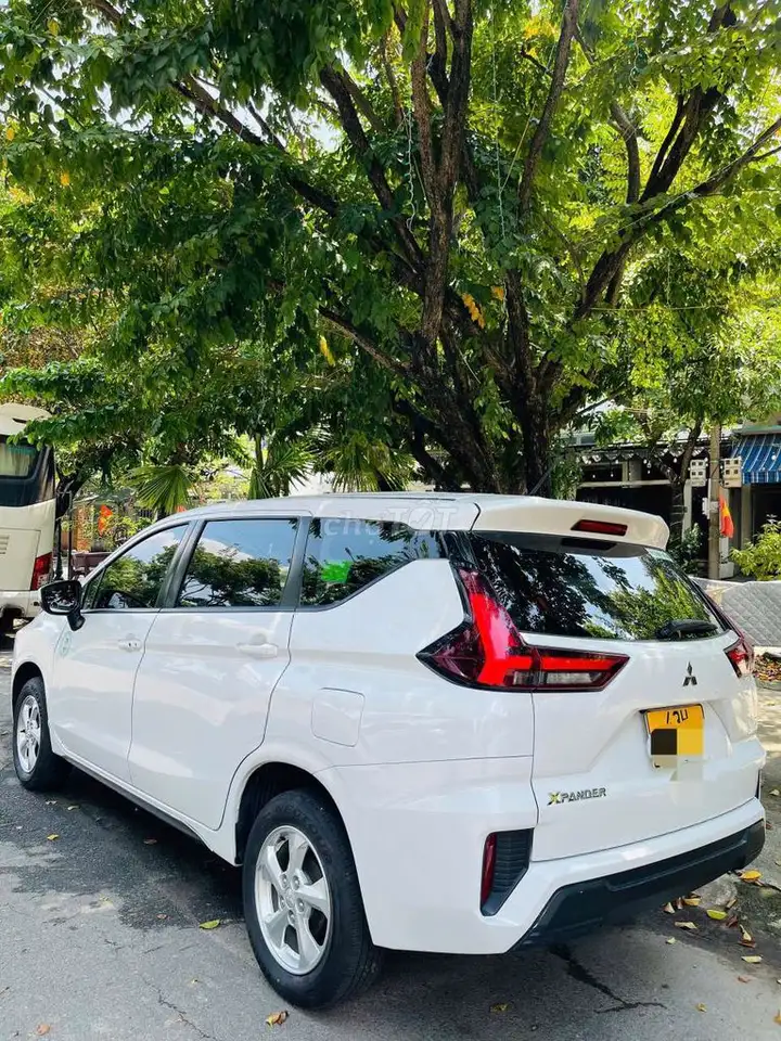 Mitsubishi Xpander 7 мест белый