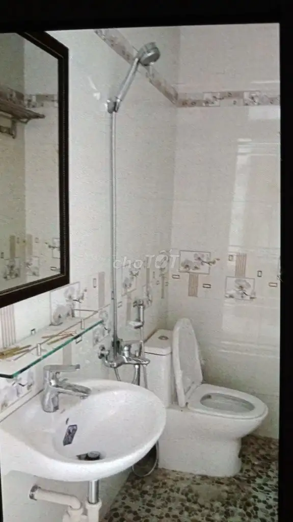 Собственник — дом 4х20м, пл. 260кв.м, 4 сп, 4 с/у, меб. 3 сп, КДТ HQ 2