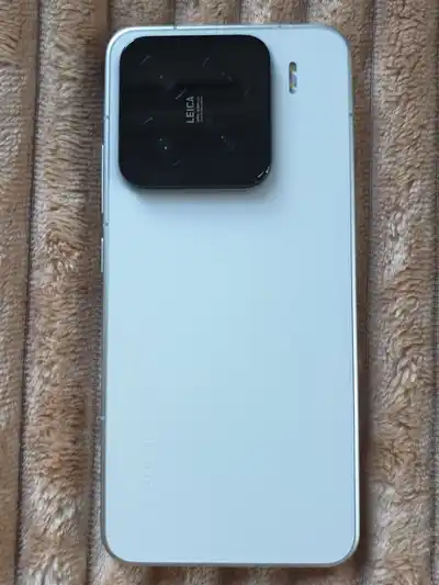 Xiaomi 15 12/256 ГБ Белый