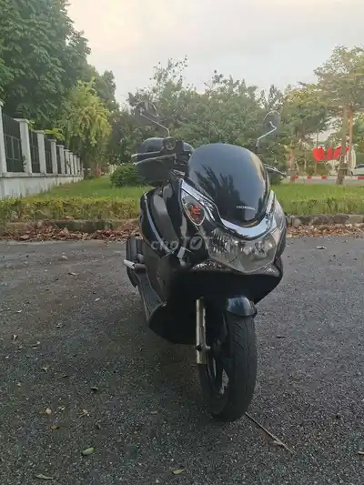 Honda PCX 125 2011 тайский, коричнево-черный