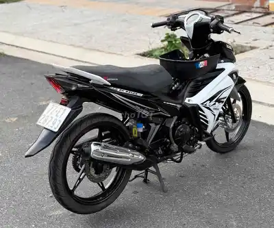 Yamaha Exciter 135 2014 черно-белый