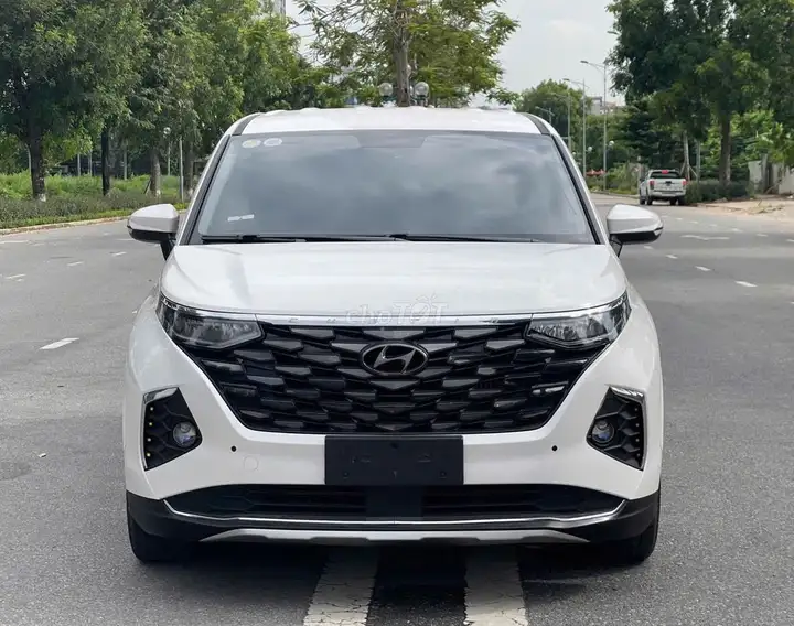 Hyundai Custin 1.5T 2023 белый 48000 км