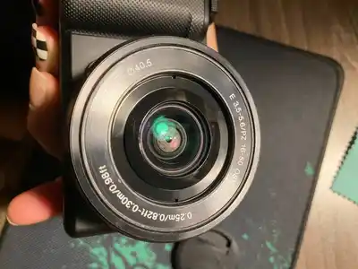 Фотоаппарат Sony ZV-E10 с объективом