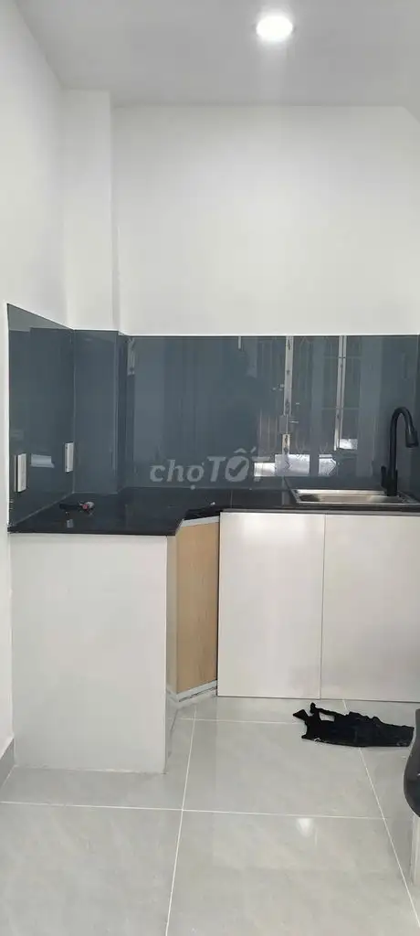 🏡 Новый красивый дом на улице Чан Суан Соан, 7-й округ