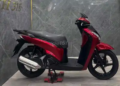 Хонда SH 125i 2011 красная черная SM104