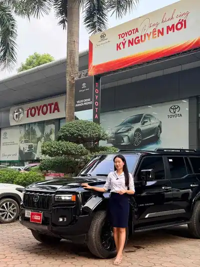 Toyota Landcruiser Prado LC250 2025 Черный 18 тыс. км
