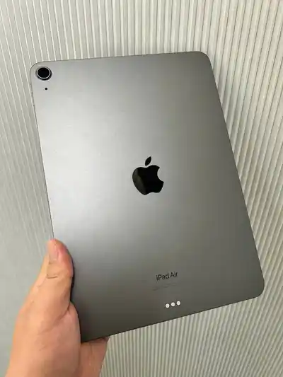 Apple iPad Air 5th Gen M1, 64GB