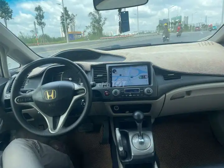Honda Civic 2008, серый, 283 000 км