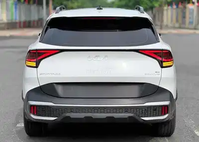 Масло Kia Sportage Signature 2022, 50 000 км, белое