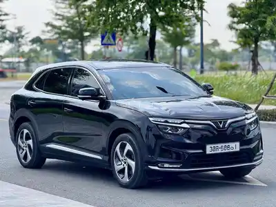 VinFast VF8 Eco 2023 Full Adas с покупкой батареи CATL