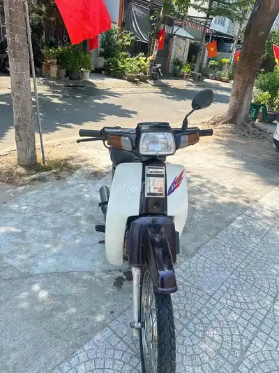 Honda Dream белый, коричневый, полуавтомат
