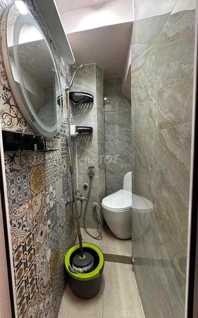 Дом в переулке 52 Чан Нгуен Дан, Тан Динь, район 1. В 50 м от фасада, переулок сквозной