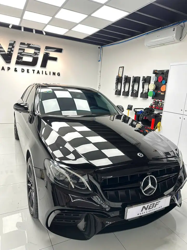 Mercedes-Benz E200 W213