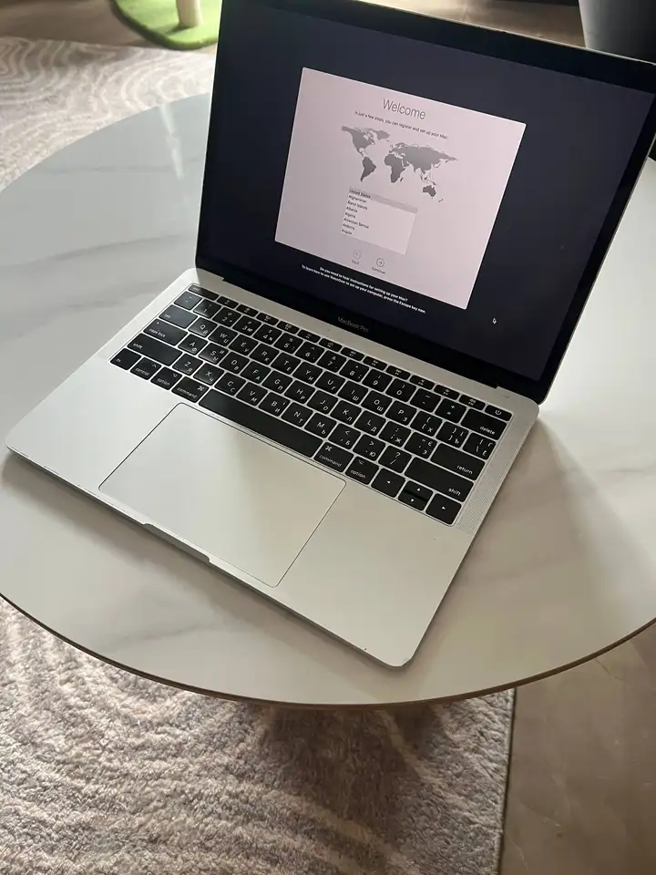 MacBook Pro 13-inch (2017)