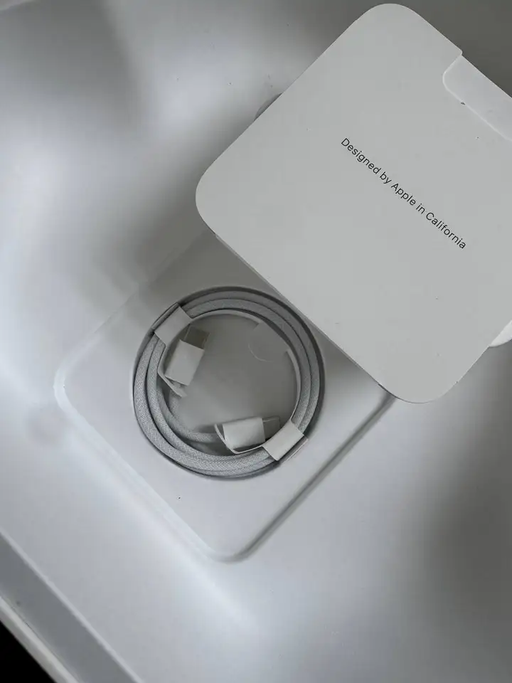 AirPods Max 2 и LED маска для лица