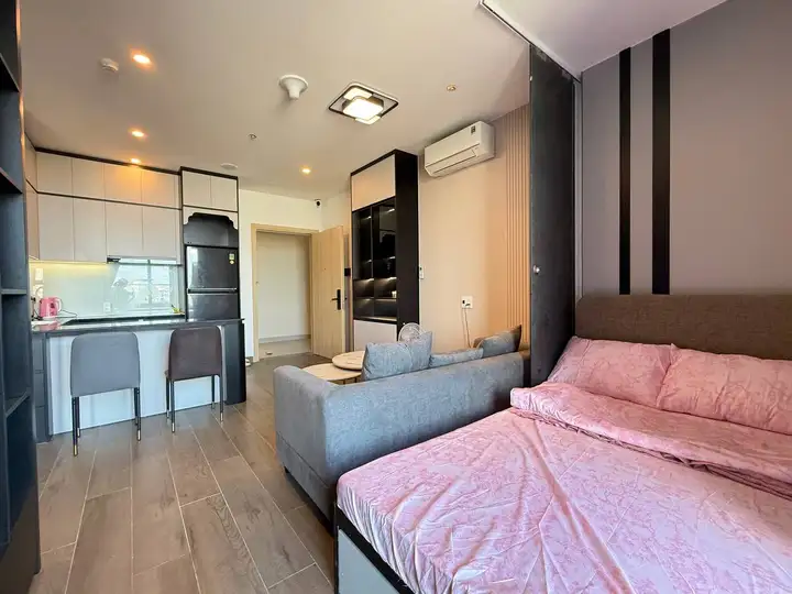 Квартира в аренду – Panoma 1, Нгу Хан Сон