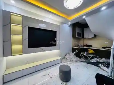 Дом на улице Динь Конг, 30 кв.м x 4 этажа, 3 спальни