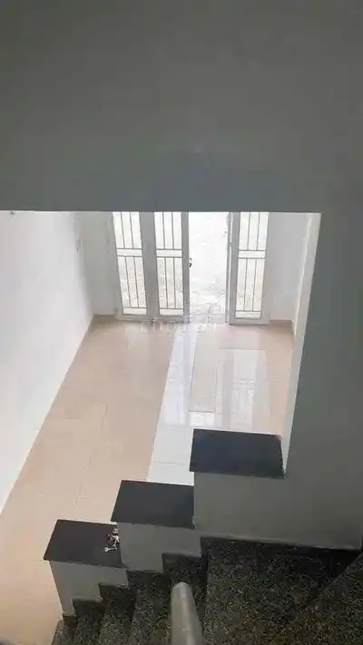 Дом 3 этажа рядом с развязкой Линь Суан, Тхы Дык