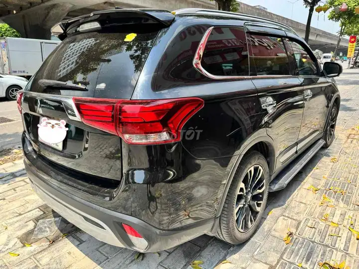 Mitsubishi Outlander 2020 2.0 CVT - 100 000 км