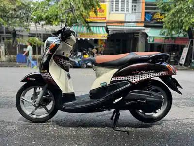 Yamaha Mio Classico Коричнево-бежевый скутер