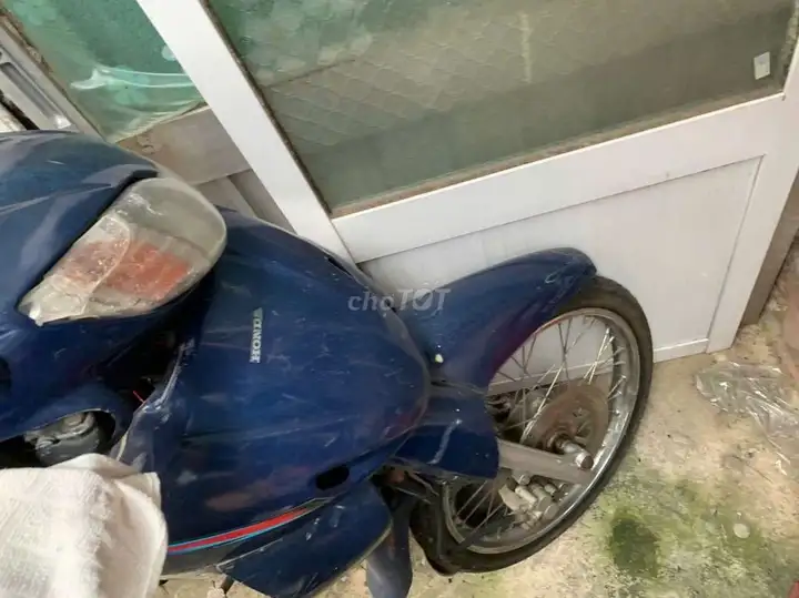 Honda Wave Xanh Vietnam