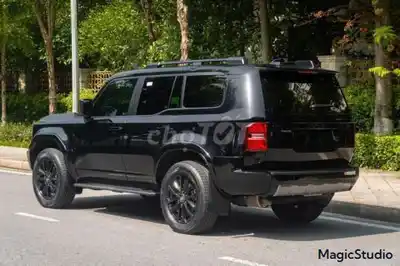 Toyota Prado LC250 2.4L 2025 - 3 379 000 000 донгов