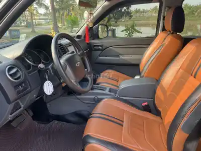 Ford Everest, 7 мест, черный