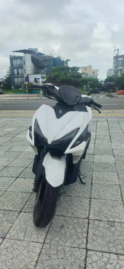 Скутер Yamaha NVX 2017