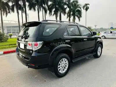 Toyota Fortuner 2.7V 4x4 2014 Черный